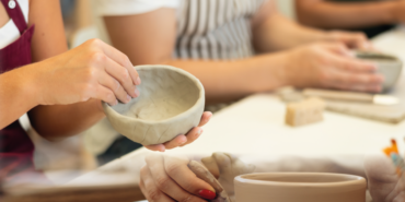 Moda'daki Claymore Art Studio Yeni Sezonda Seramik ve Sanat Programlarını Başlatıyor