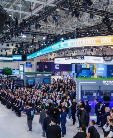 Shandong Heavy Industry ve İştirakleri Hannover'de Yeni Nesil Ticari Araç Çözümlerini Tanıttı
