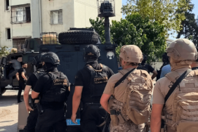 Adana'da Polise Bomba Ve Silahla Direnen Firari İle Suç Ortağı Tutuklandı