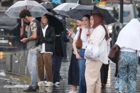 Yurt Genelinde Hava Sıcaklıkları Düşüyor: Kuvvetli Yağış ve Rüzgar Uyarısı Yapıldı