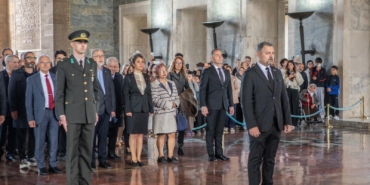 Muayenehane Hekimleri 1 Ekim Dolayısıyla Anıtkabir’de Atatürk’ün Huzuruna Çıktı