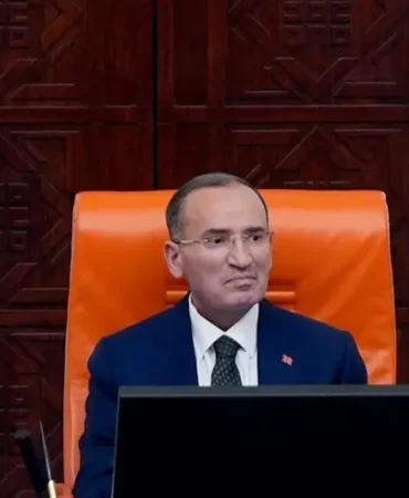 AK Parti Şanlıurfa Milletvekili Bekir Bozdağ TBMM Başkanvekilliği Görevini Bıraktı