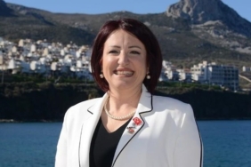 Karaburun Belediye Başkanı İlkay Girgin Erdoğan YENİ Parti'den istifa ederek bağımsız kaldı